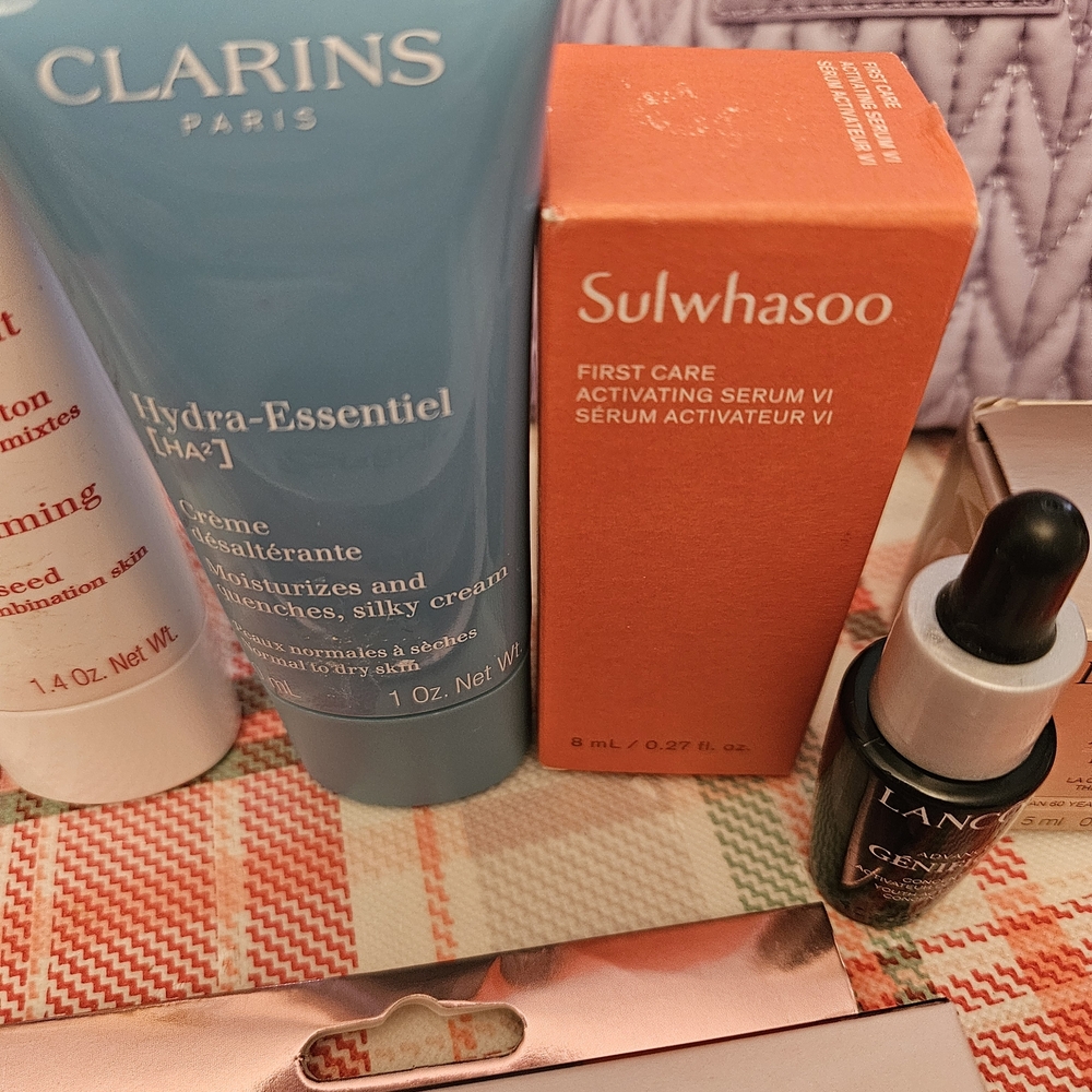 Skincare Bundle 9 Piece Set with Bag - Picture 5 of 9